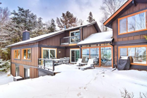 Charming Charlevoix Home on Lake Michigan!